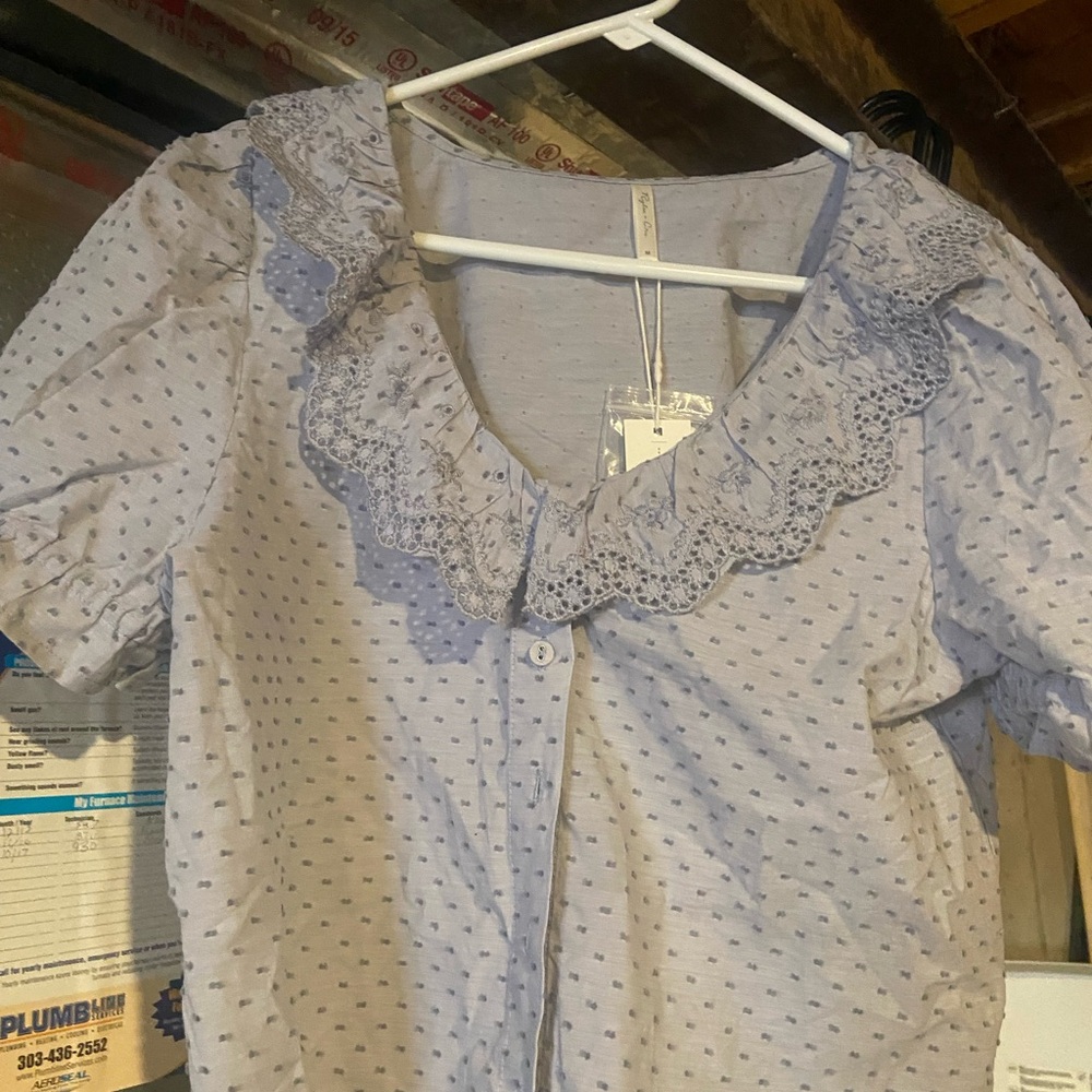 Dusty Blue Ruffle Collar Button Front Blouse Rylee & Cru - Picture 3 of 5